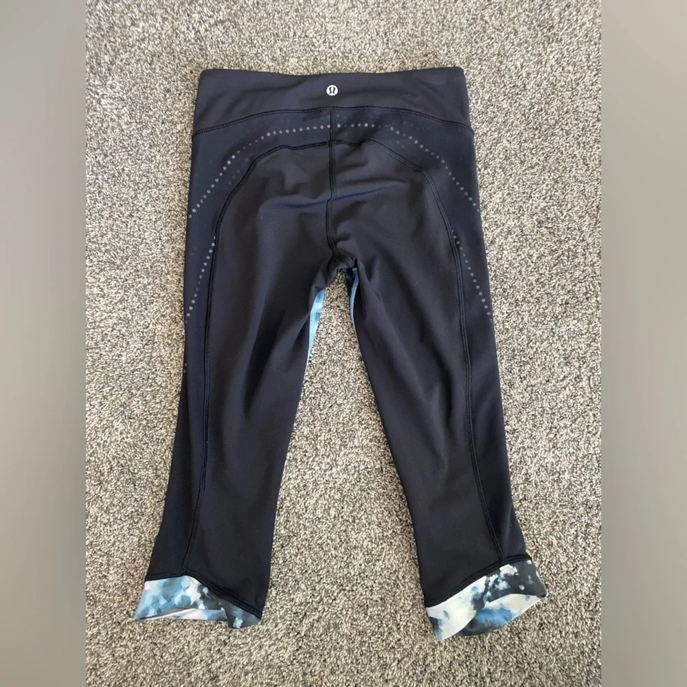 Lululemon Black‎ Mini Blooming Pixie Aquamarine Stop At Nothing Crop Leggings 4